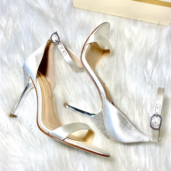 Vince Camuto Heels Wedding Diamond Embellished Ankle Strap Satin Formal Open Toe - Picture 2 of 12